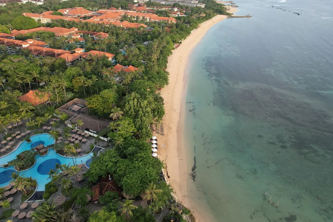 Bali na budżet vs luksus — dwa zupełnie różne doświadczenia