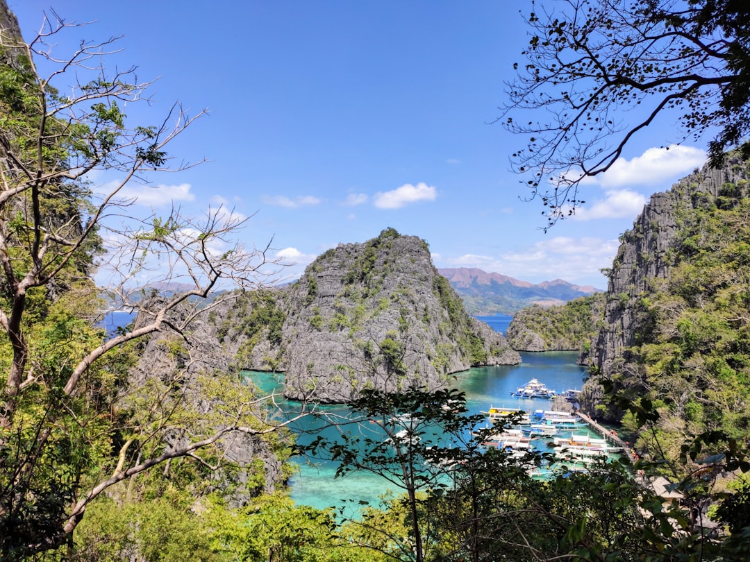 Island hopping w Coron 2026: Kayangan Lake i Twin Lagoon