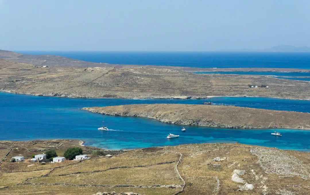 Wycieczka na Delos z Mykonos 2026 — święta wyspa Apollina