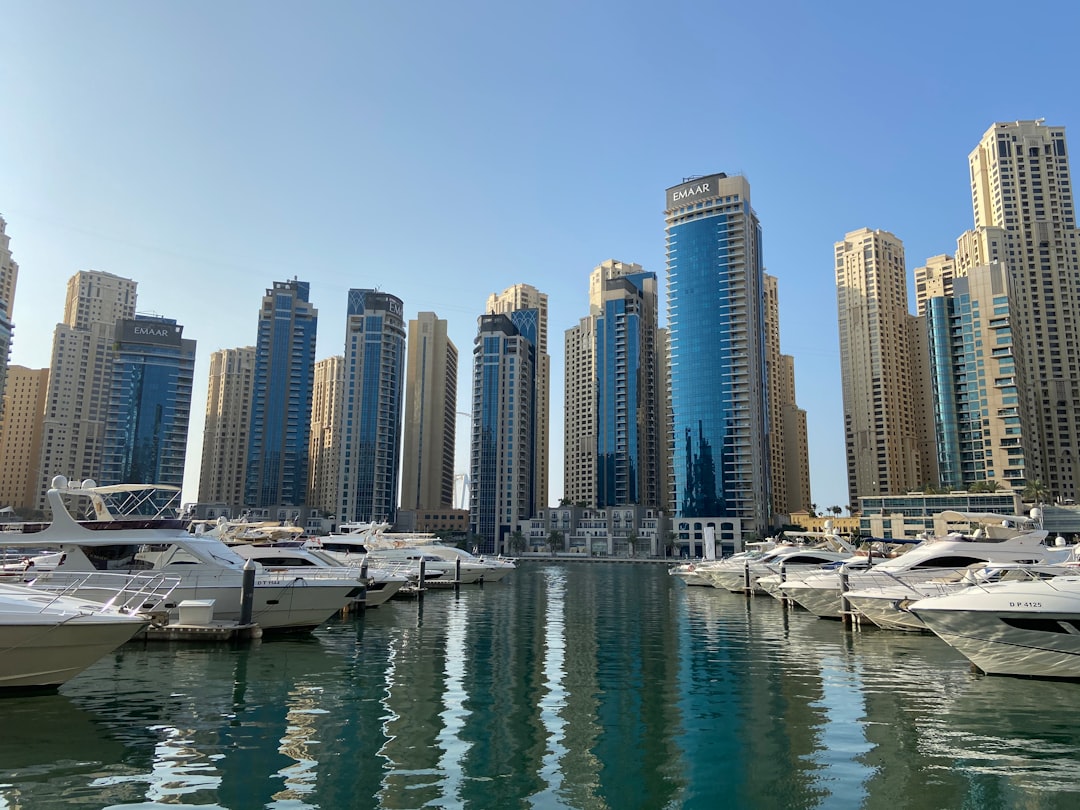 Hotele w Dubai Marina 2026 — Najlepszy nocleg z widokiem na marinę