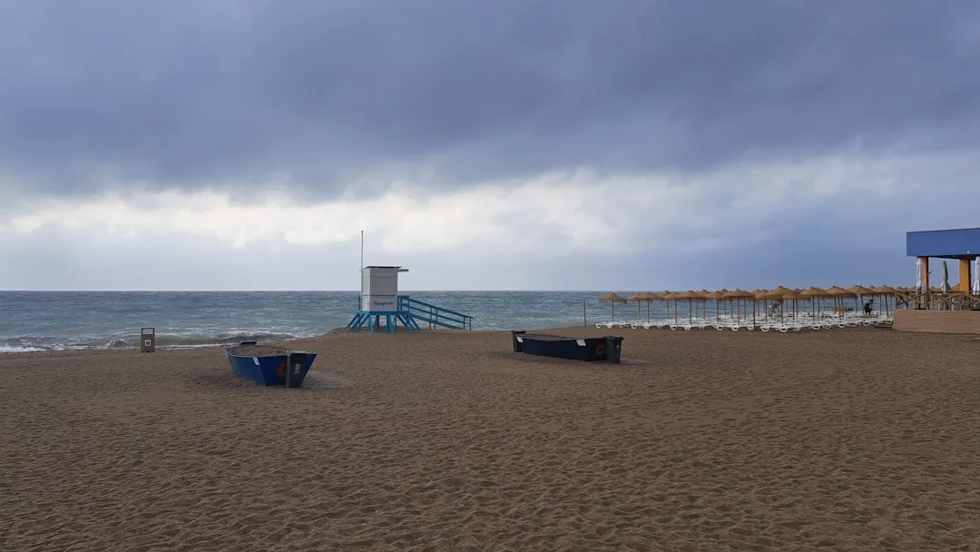 Pogoda w Esteponie miesiąc po miesiącu — Klimat na Costa del Sol