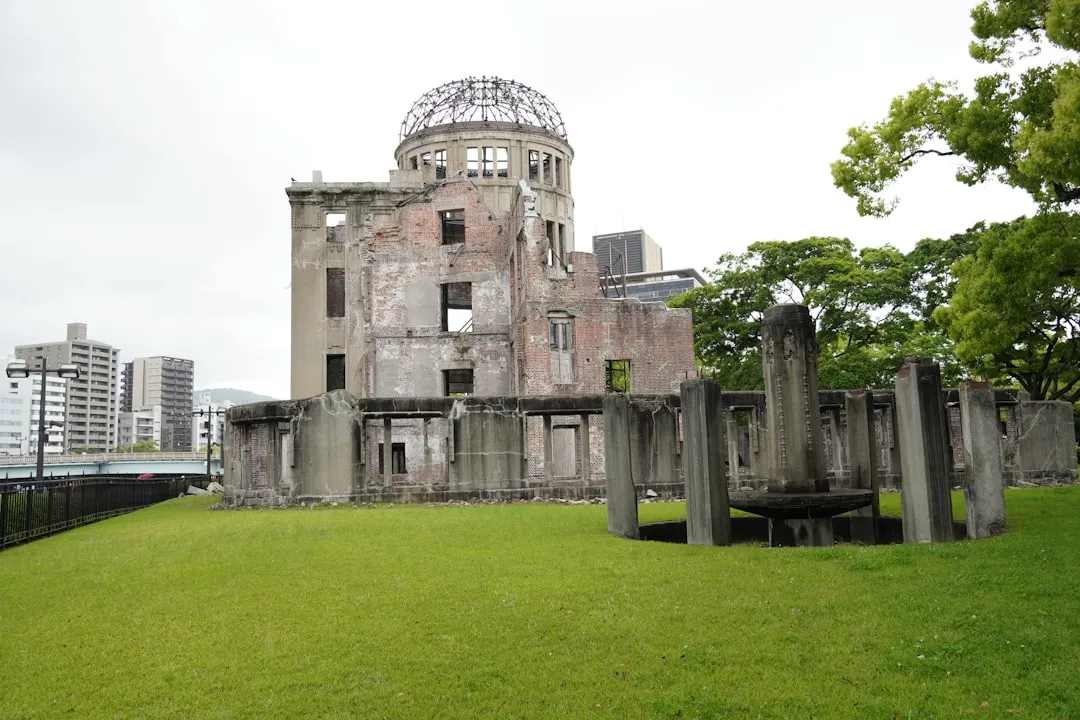 Przewodnik po Hiroszimie 2026 — Historia, pokój i Miyajima