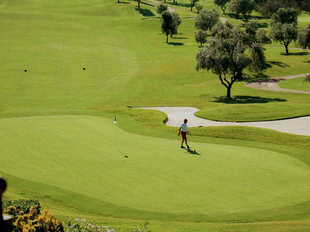 Wakacje golfowe w Hiszpanii 2026 — Najlepsze pola i kierunki