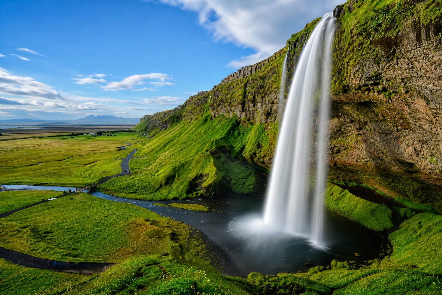 Najpiękniejsze wodospady Islandii — Gullfoss, Skógafoss i inne