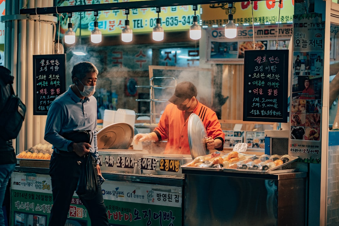 Korean BBQ — jak to działa i gdzie zjeść najlepiej w Korei