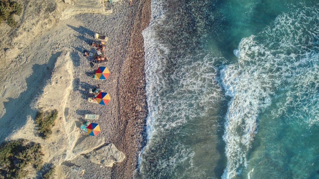 Kos czy Rodos z dziećmi 2026? Porównanie plaż, hoteli i atrakcji