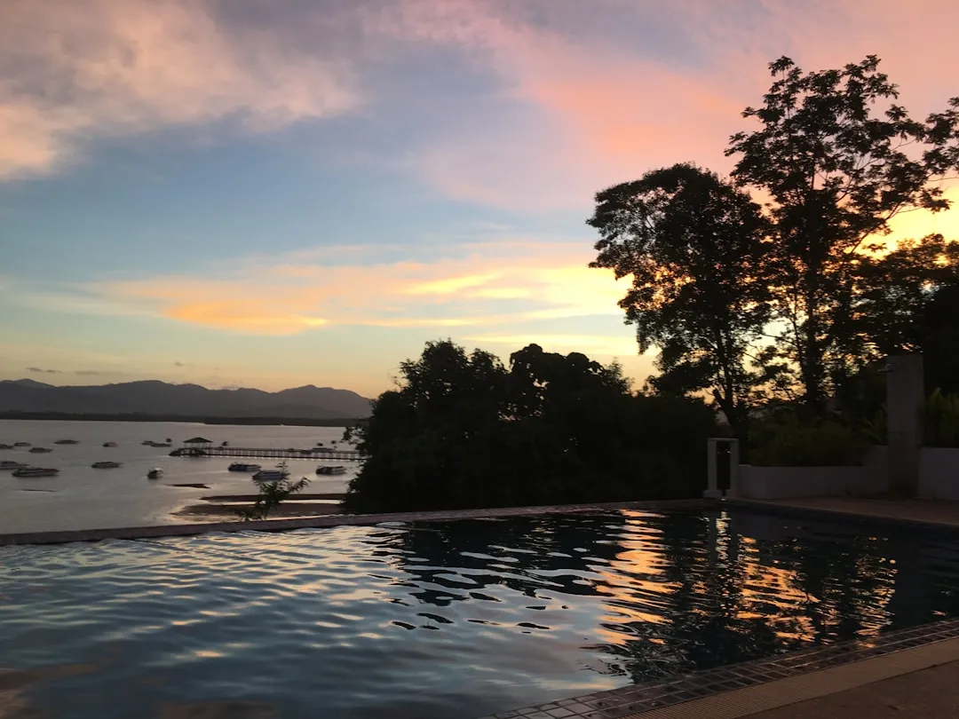 Hotele na Phuket 2026 — najlepsze hotele dla każdego budżetu