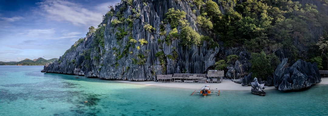 Hotele na Palawan 2026: od prywatnych wysp po tanie noclegi