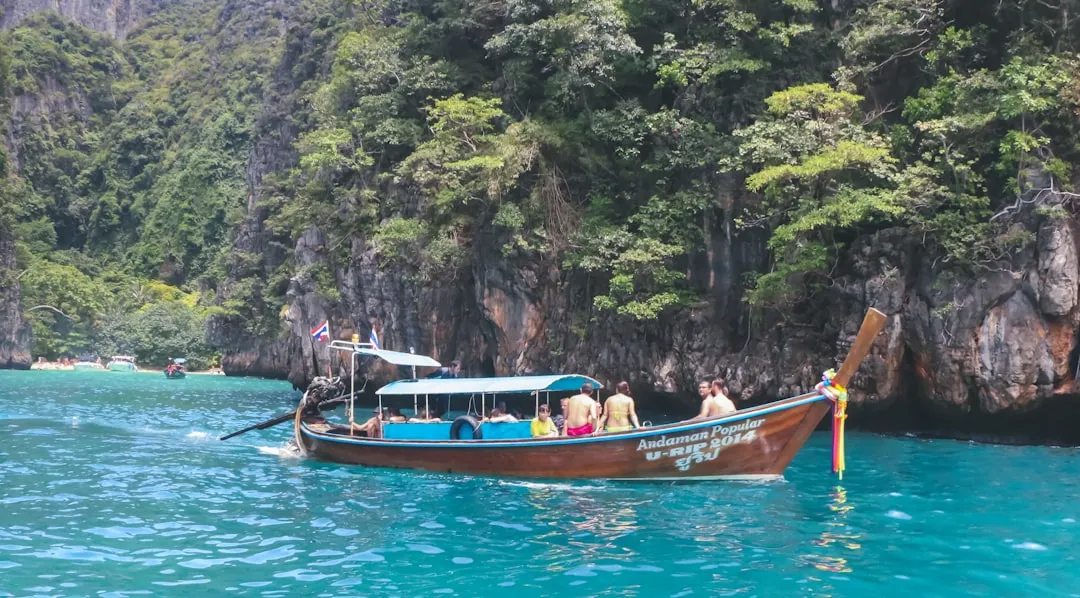 Wycieczka jednodniowa na Phi Phi z Phuket 2026 — ceny, porady i rezerwacja