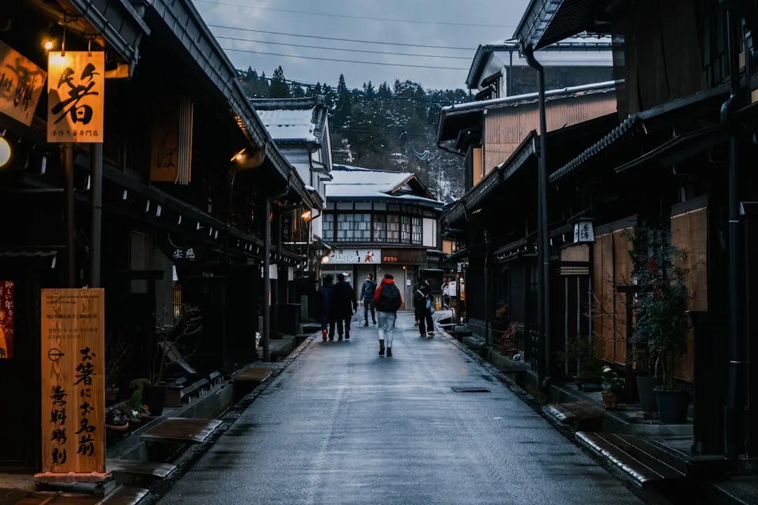 Przewodnik po Takayama 2026 — Japońskie Alpy i miasto Hida