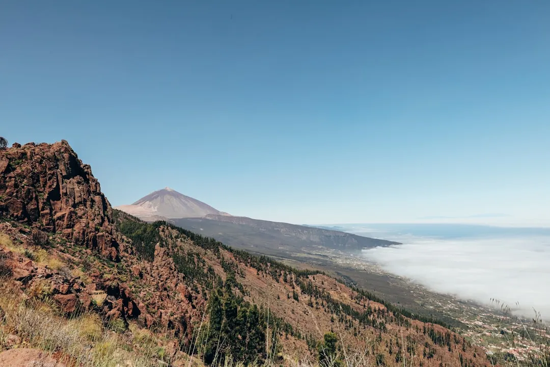 Teneryfa czy Gran Canaria — dwie potęgi Wysp Kanaryjskich