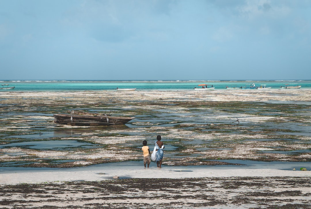 Wiza i praktyczne wskazówki dla Zanzibaru 2026: e-wiza, ubezpieczenie i waluta